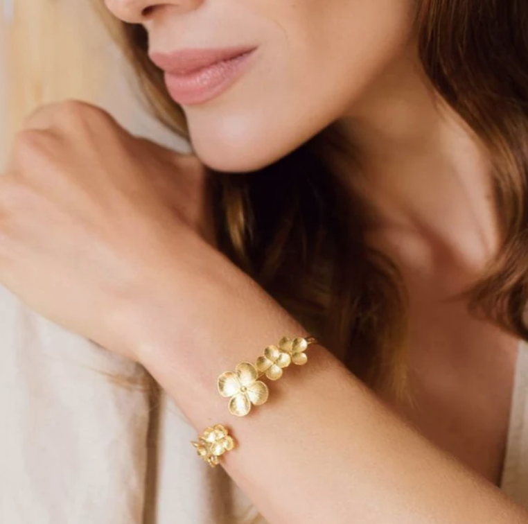 Golden bracelet - Valentine 